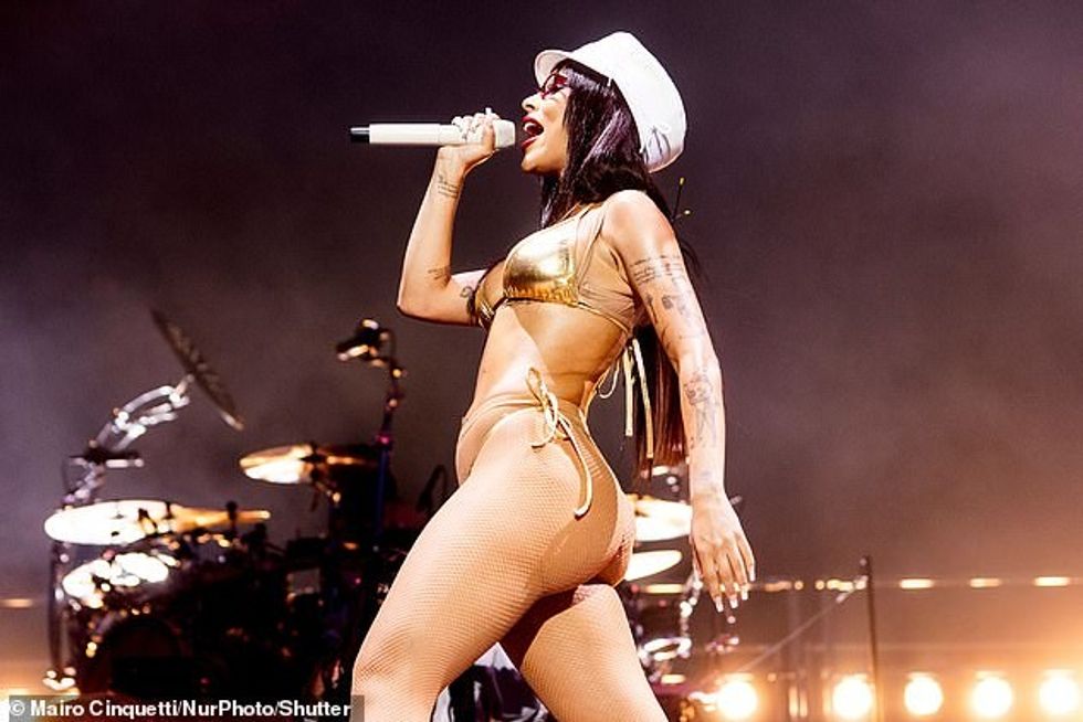 Pjesa e parë e turneut fitoi mbi 37 milionë dollarë, me këngëtarin që u kthye në rrugë në prill 2024