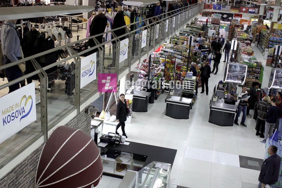 Plus Center market foto Ridvan Slivova 2