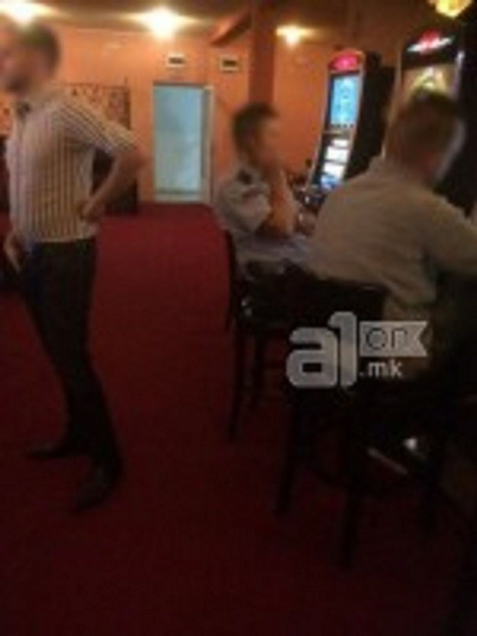 Polici ne kazino 780