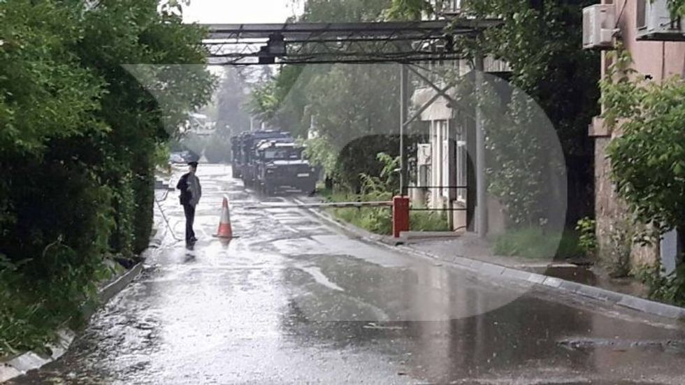 policia autoblindat e1494223137853