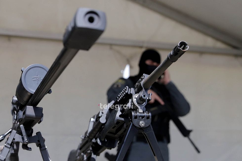 Policia e Kosoves i ekspozon me rastin e 24 vjetorit te themelimit Forcat Speciale foto Ridvan Slivova 33