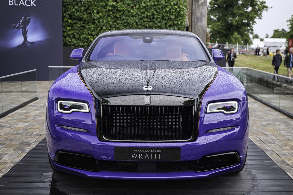 Por heronjve nuk u janë dhënë Rolls Royces, pavarësisht disa pretendimeve