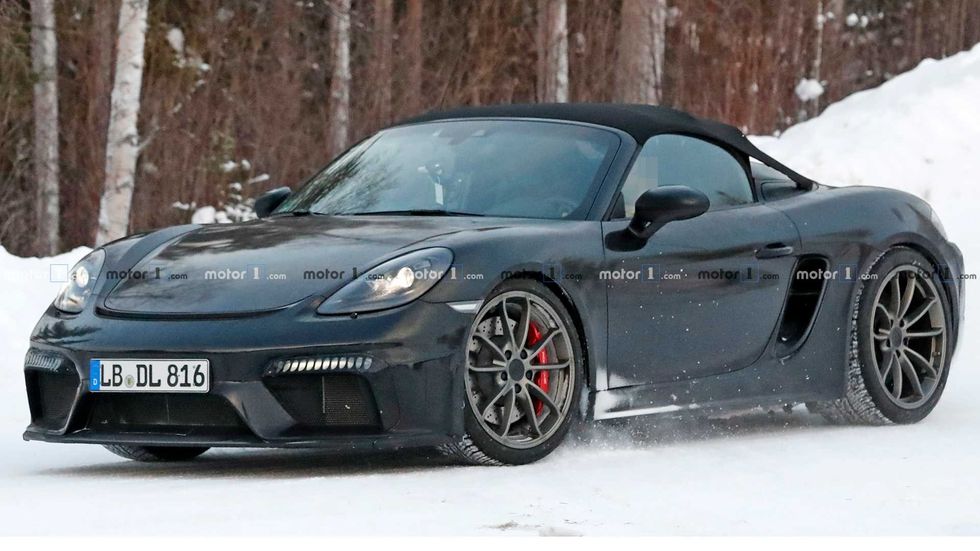 Porsche 718 Boxster Spyder 4