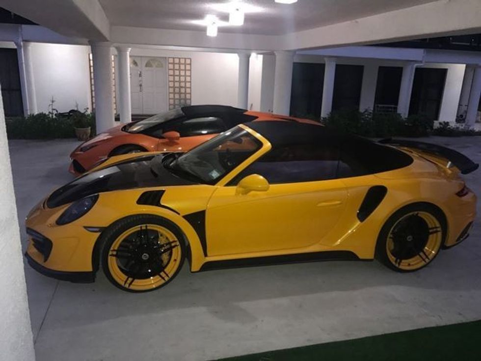 Porsche 911 u shëmtua me shtesat krejtësisht të panevojshme foto 6