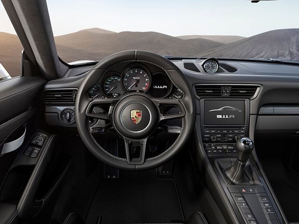 Porsche nuk iu shet modelin 911 R shofereve qe kane shkaktuar me pare aksidente foto 5