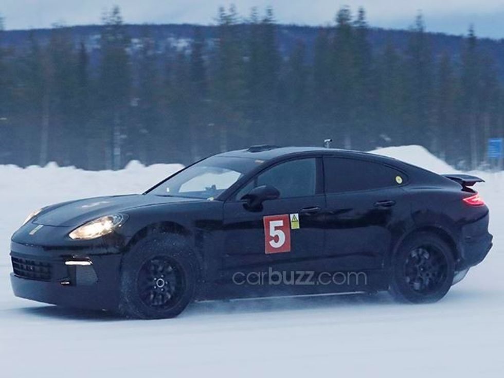 Porsche sfidon makinat Tesla me këtë Cayenne Coupe foto 4