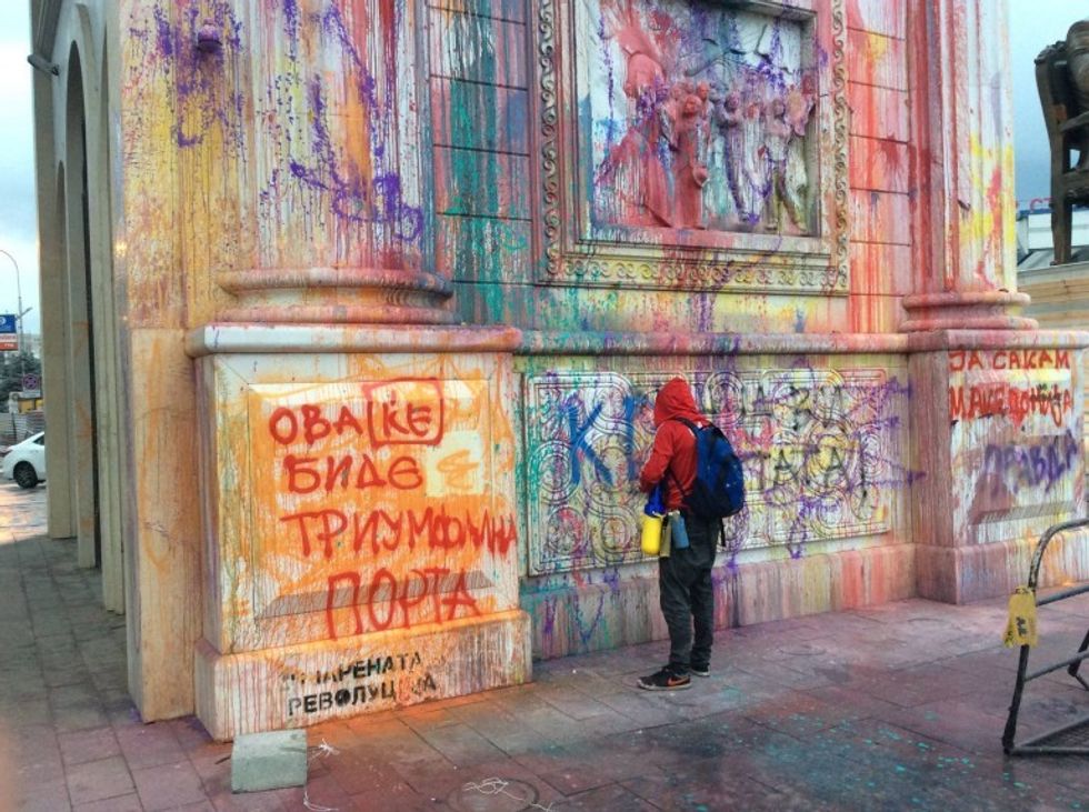 Porta Triumfale ngjyre