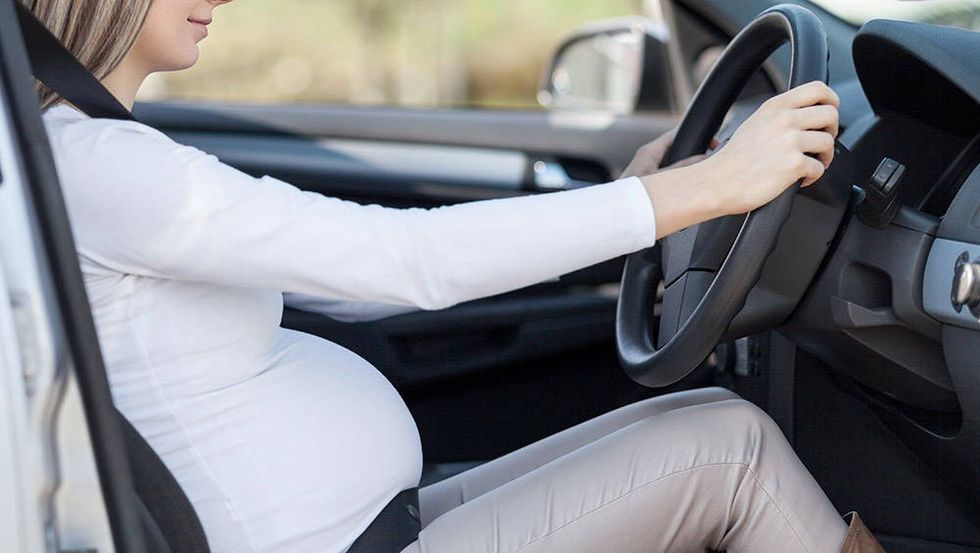 pregnant driving shutterstock