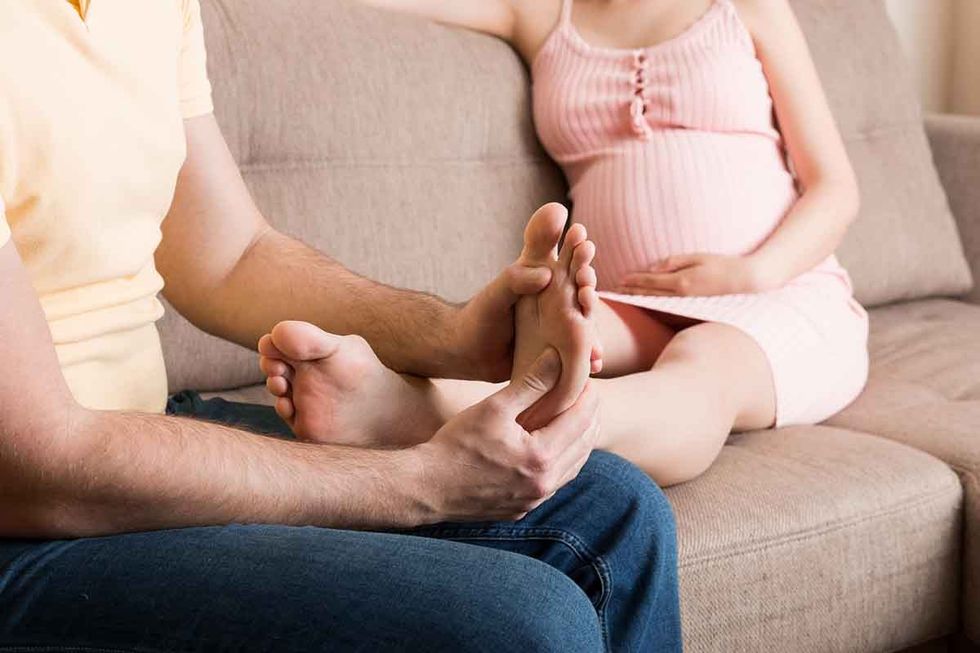 Pregnant Foot Massage Featured