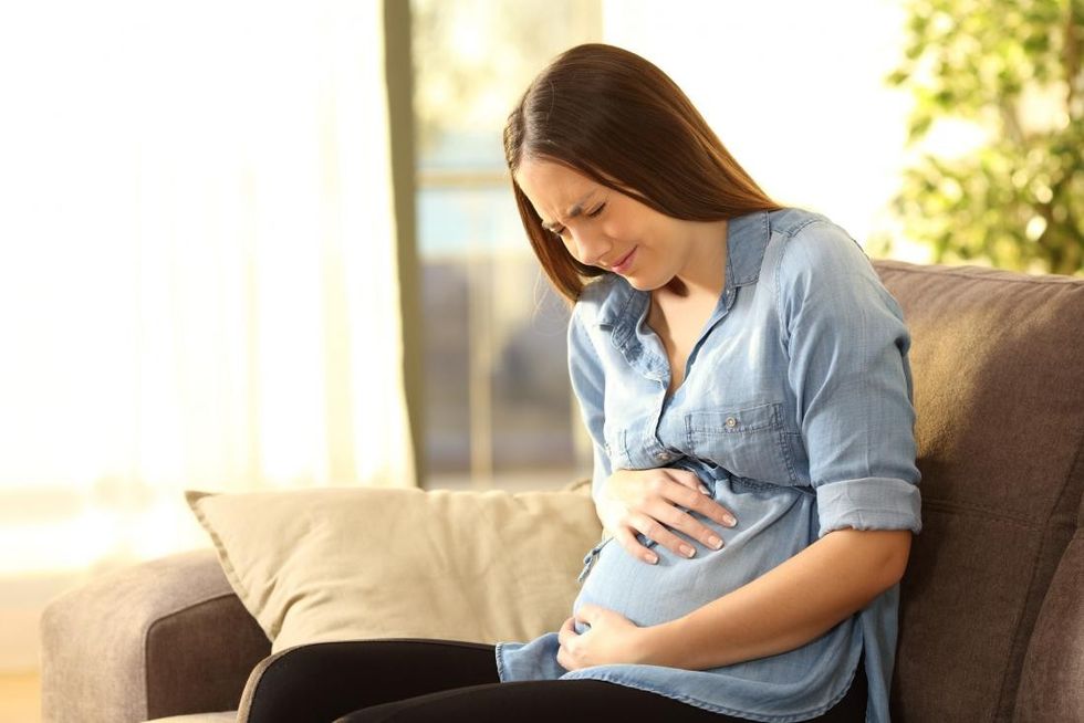 pregnant woman having contractions