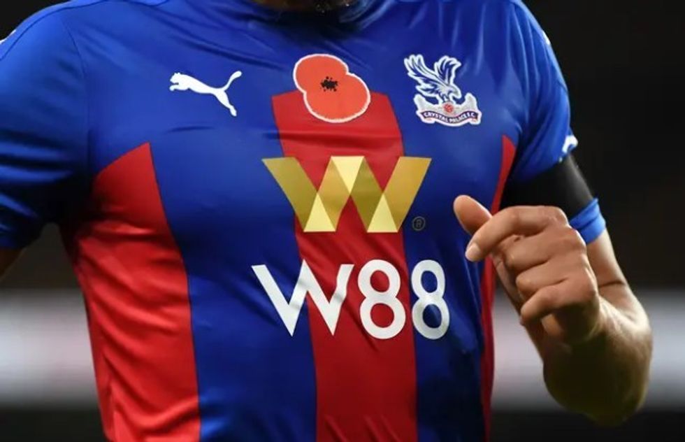 premier league crystal