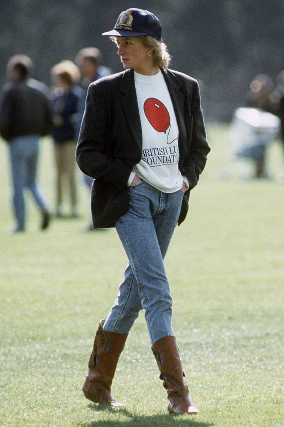 princess diana casual outfits 286674 1586431352461 image.c