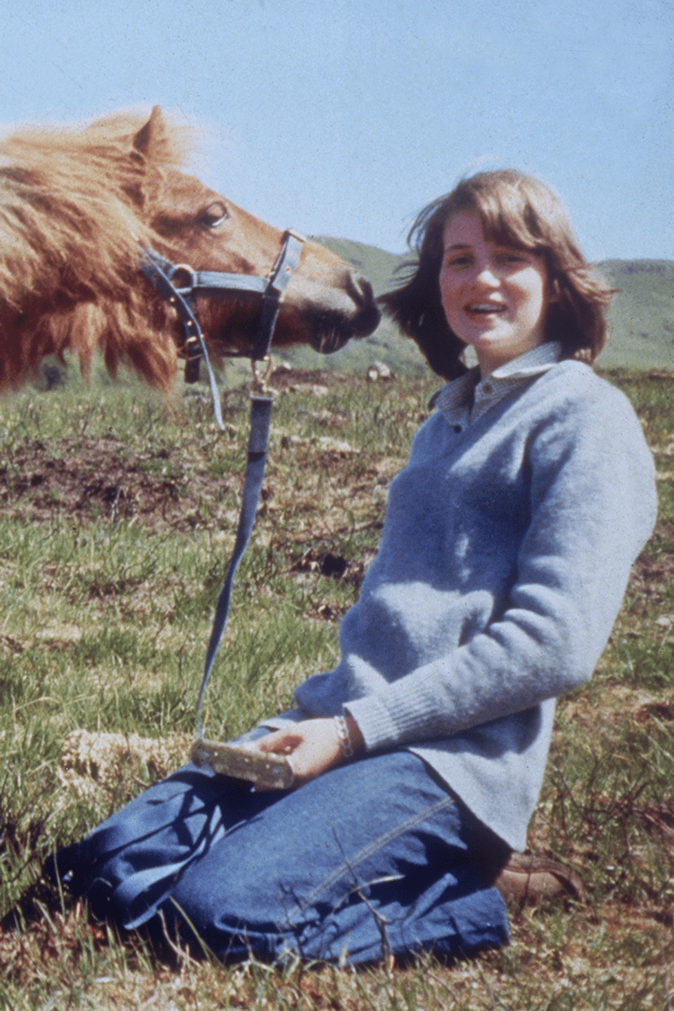 princess diana fashion before royalty blue jumper and jeans 1610123786