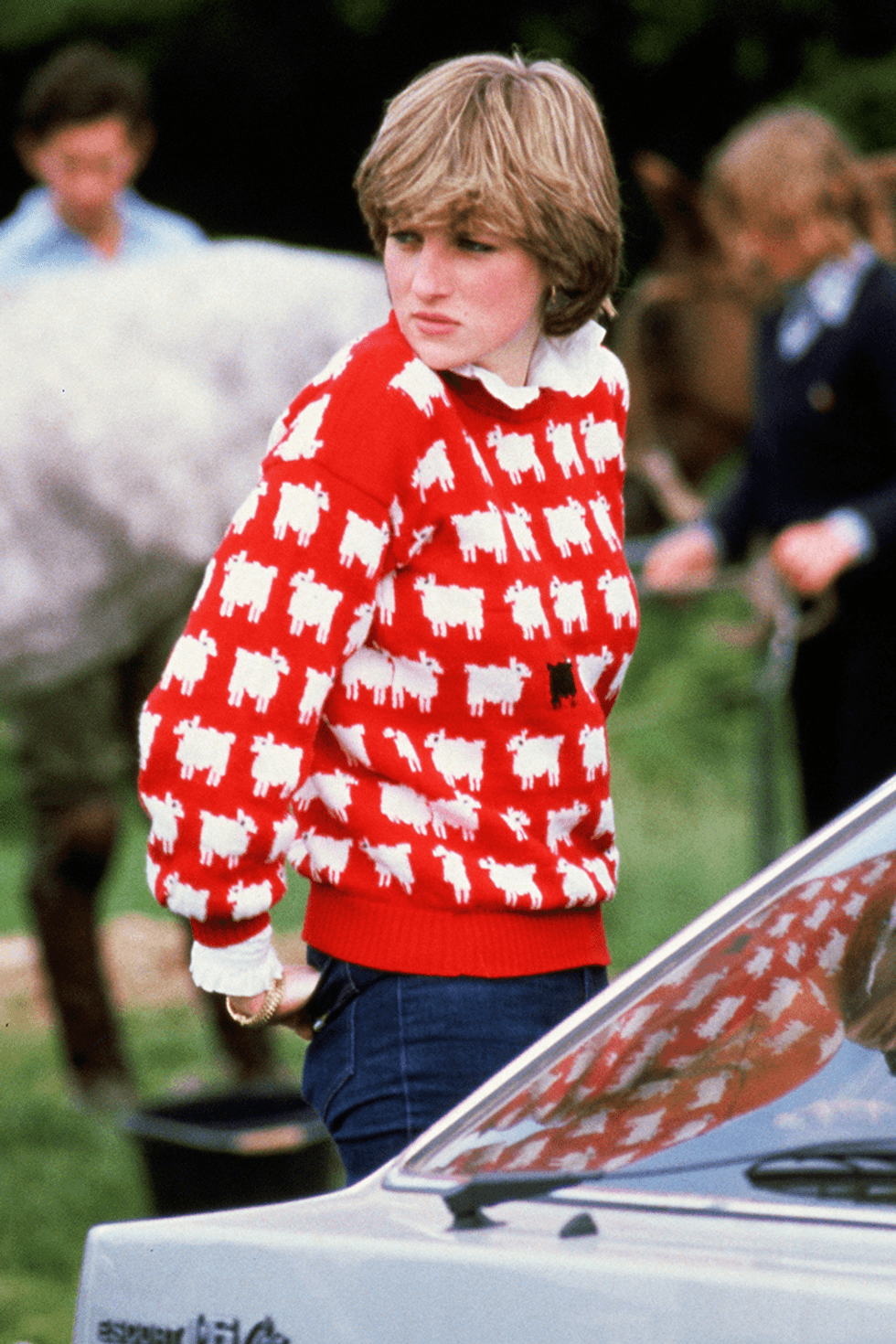 princess diana fashion before royalty red and white sheep jumper and jeans 1610123843