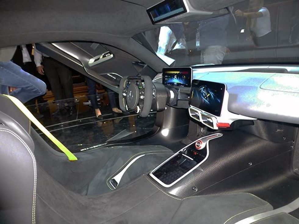 Pritjes i vjen fundi Mercedes lanson me ne fund AMG Project One foto 7