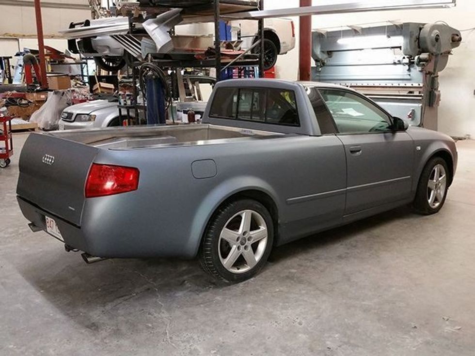 Pronari krijoi hapësirën për bartjen e mallrave në makinën Audi foto 4