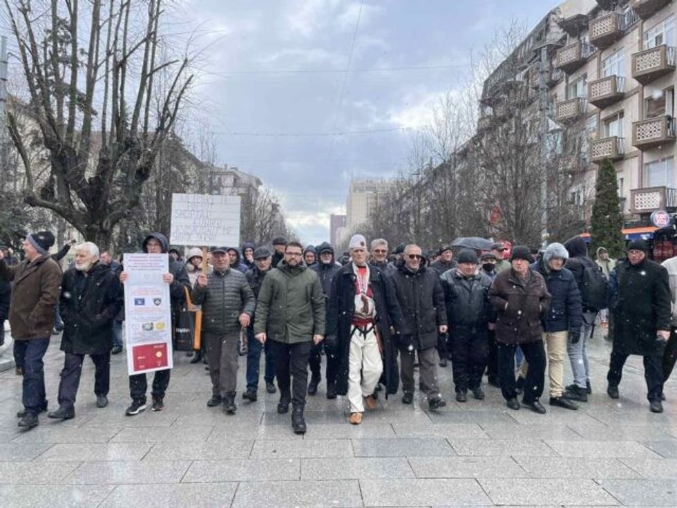 Protesta e LVV se kunder Asociacionit 1