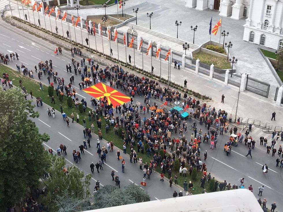 protesta me pak njerëz