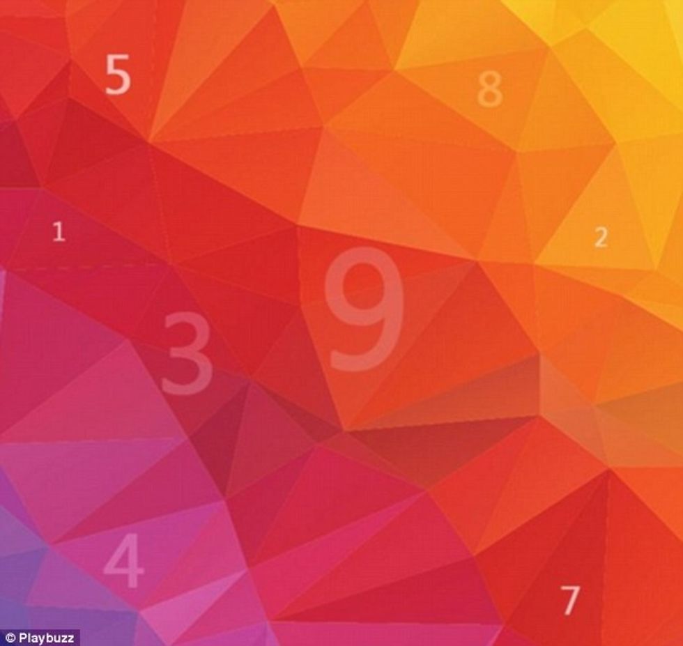 provoni-te-gjeni-numrat-e-fshehur-ne-siperfaqen-me-gjashtekendesha-shumengjyresh-foto-3