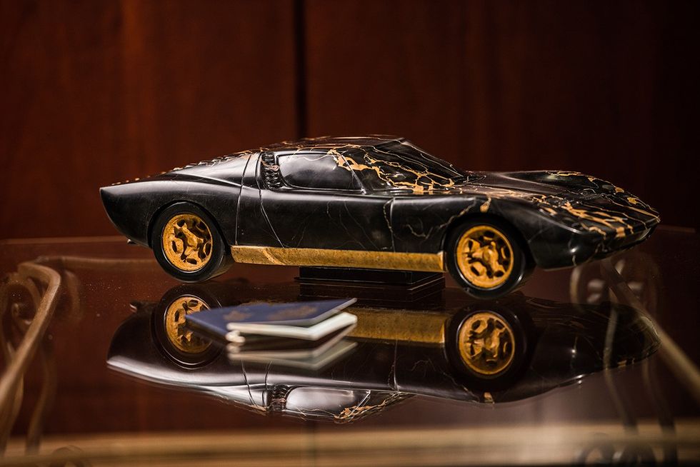 Punime të mahnitshme me mermerë qe imitojne makinat e shtrenjta foto 10