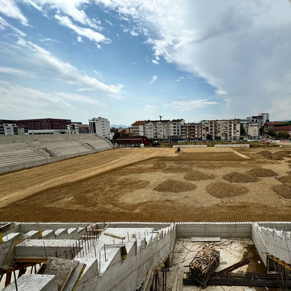 Punimet ne Stadiumin e Qytetit ne Gjakove 1