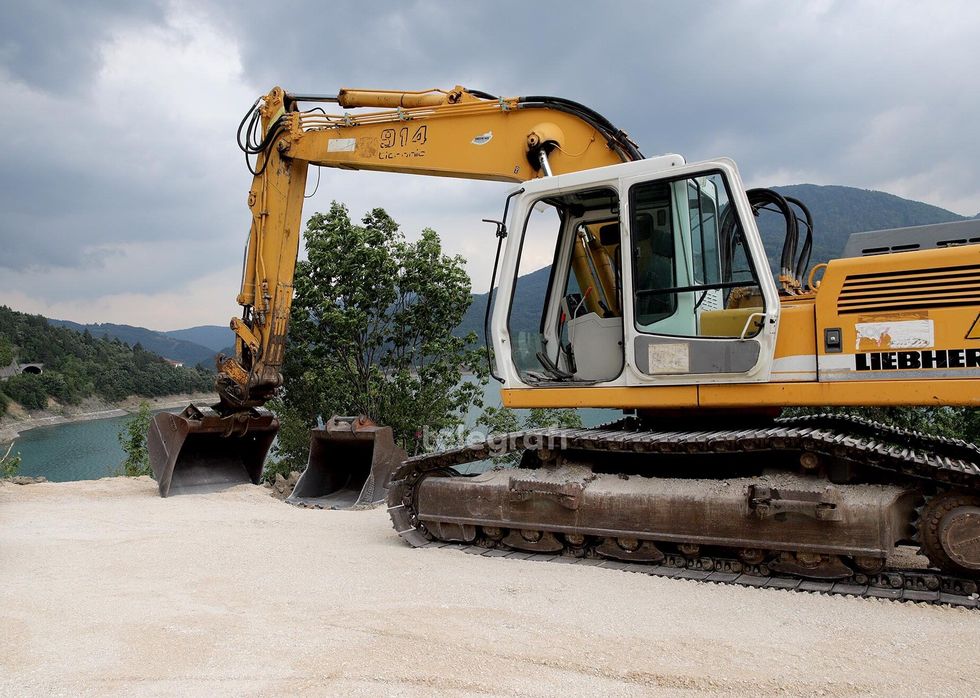 punimet parkingu Liqeni i Ujmanit foto Ridvan Slivova 3 e1721902063576
