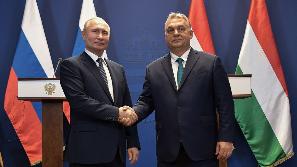 Putin and Orban scaled