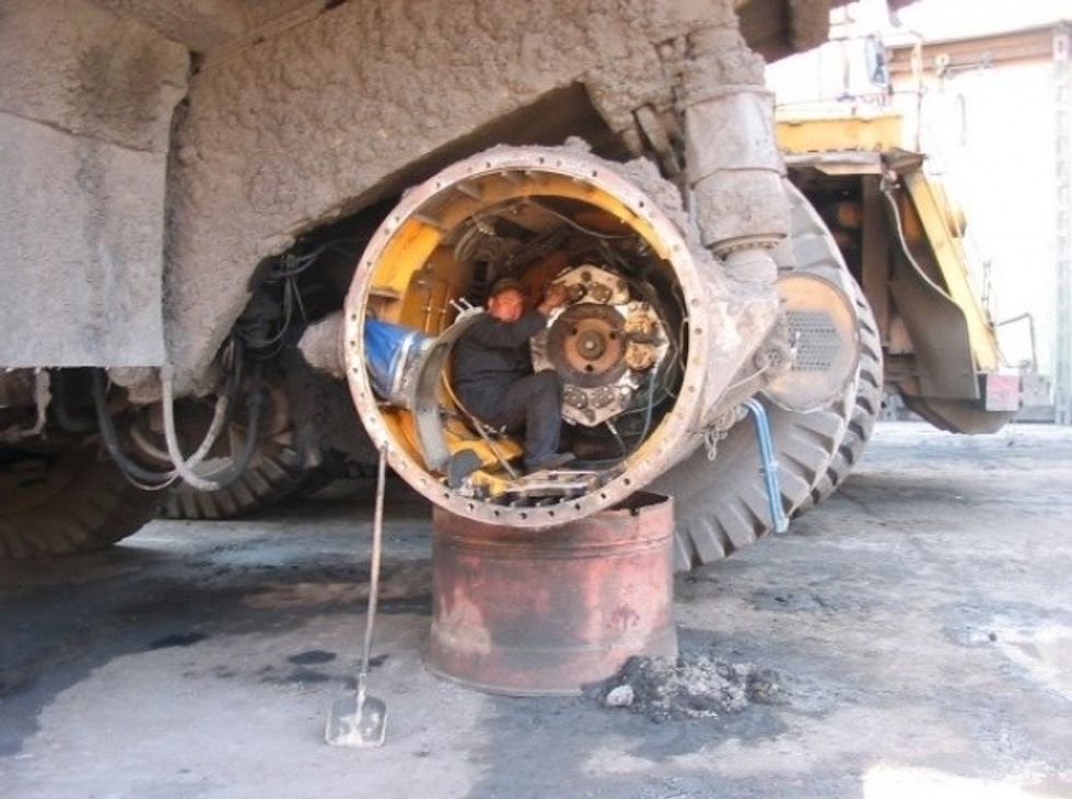 q12
