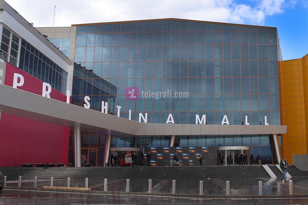 Qendra Tregtare Prishtina Mall foto Ridvan Slivova 2