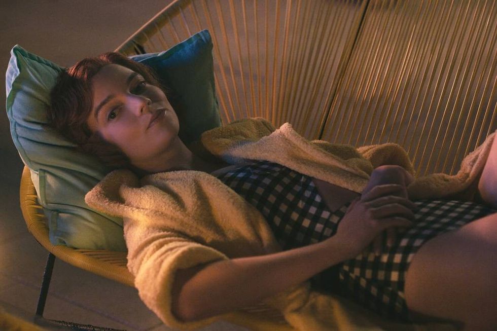 qg 104 stills 07 00140757r l