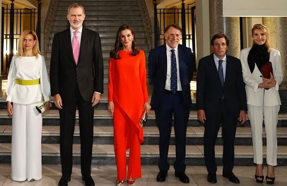 queen letizia in zara outfit 1