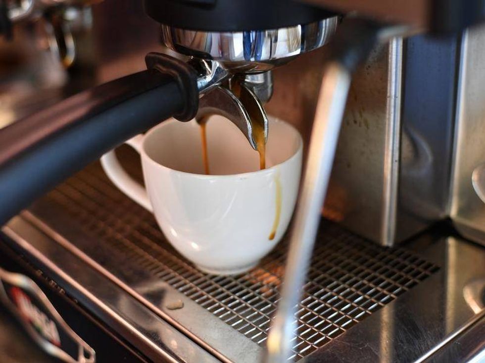 r0 0 800 600 w1200 h678 fmax