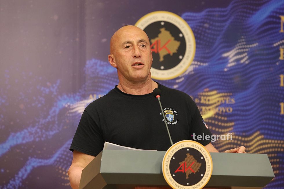 Ramush Haradinaj konference per mocionin per Albin Kurtin foto Ridvan Slivova 2