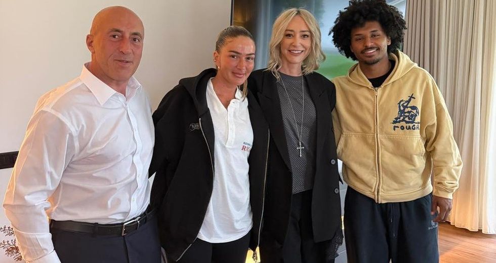 Ramush dhe Anita Haradinaj vizitojnë Loredana Zefin në Ferizaj, i pret edhe Karim Adeyemi