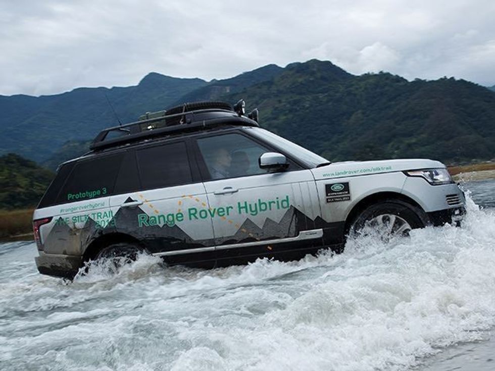 Range Rover Hybrid do të prezantohet shumë më shpejt se që pritej foto 2