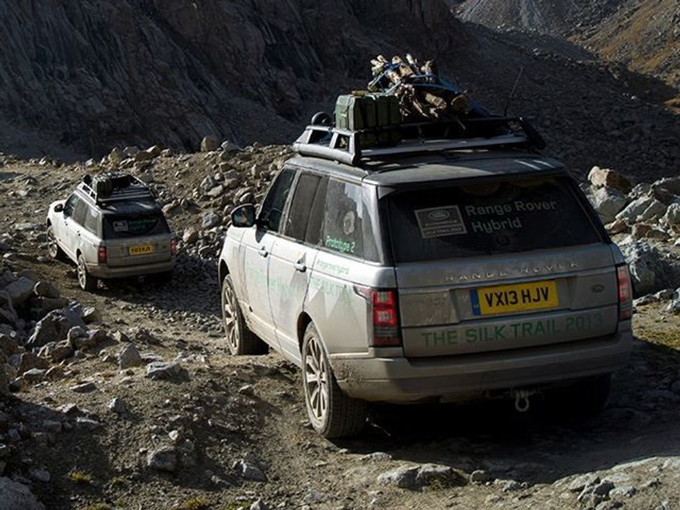 Range Rover Hybrid do të prezantohet shumë më shpejt se që pritej foto 4