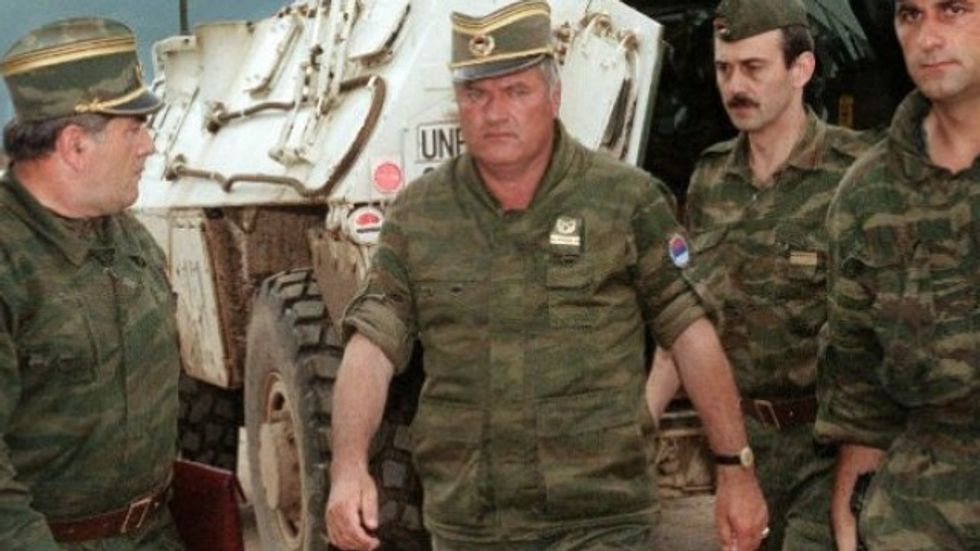 ratko mladic fytyra e urryer e gjenocidit dhe pastrimit etnik hd