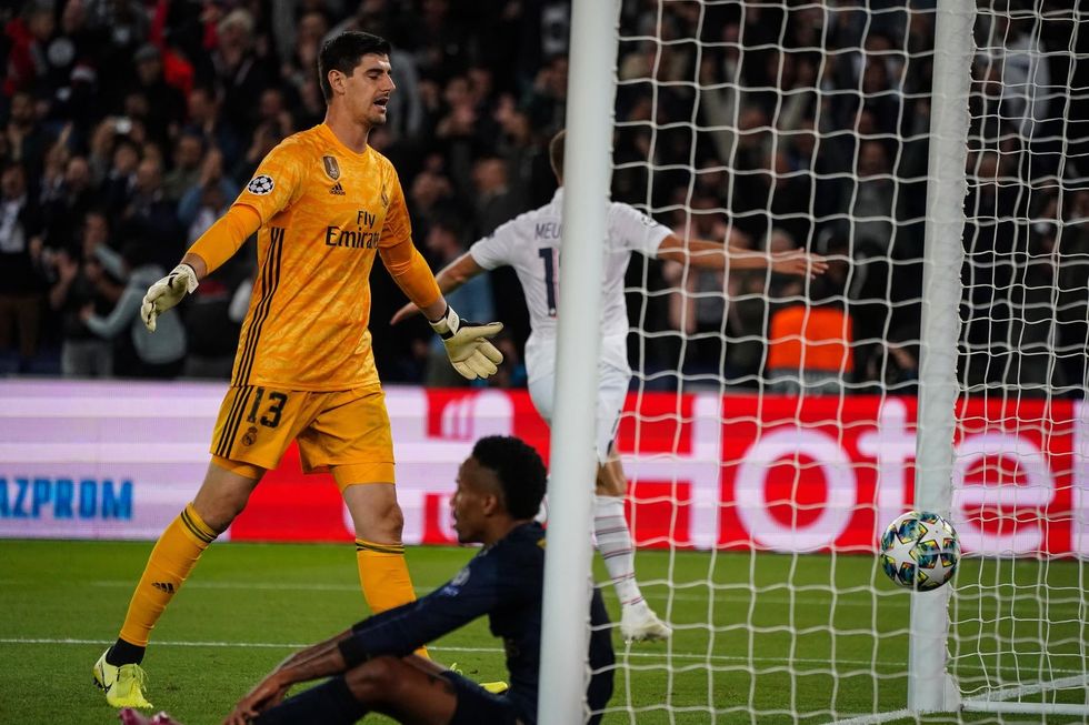real courtois s est troue a paris mais il plaide non coupable courtois 7264829