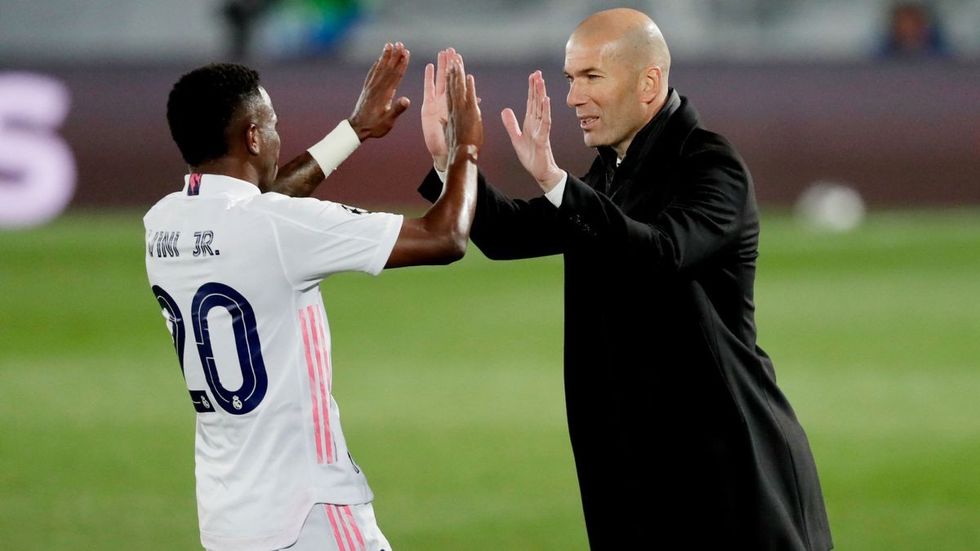 Real Madrid Zidane and Vinicius from mosqueo to full