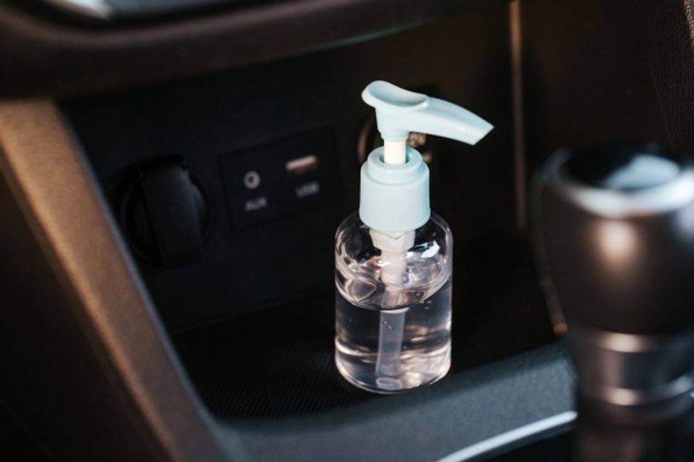 regular use hand gel sanitizer prevents corona virus from spreading anti bacterial sanitizer are environmentally safe keep inside car use before driving 214495 4