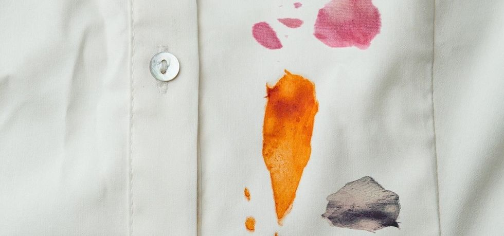 remove old food drink stains with cheap easy homemade solution.