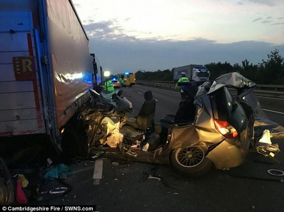 Renault Scenic me sistem të lartë sigurie shoferja vetem lendime te lehta nga perplasja foto 3