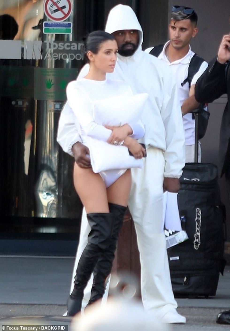 Reperi, 47 vjeç, dhe Bianca, 29 vjeç, janë martuar që nga dhjetori i vitit 2022, pak më pak se një muaj pasi u finalizua divorci i tij nga Kim Kardashian.