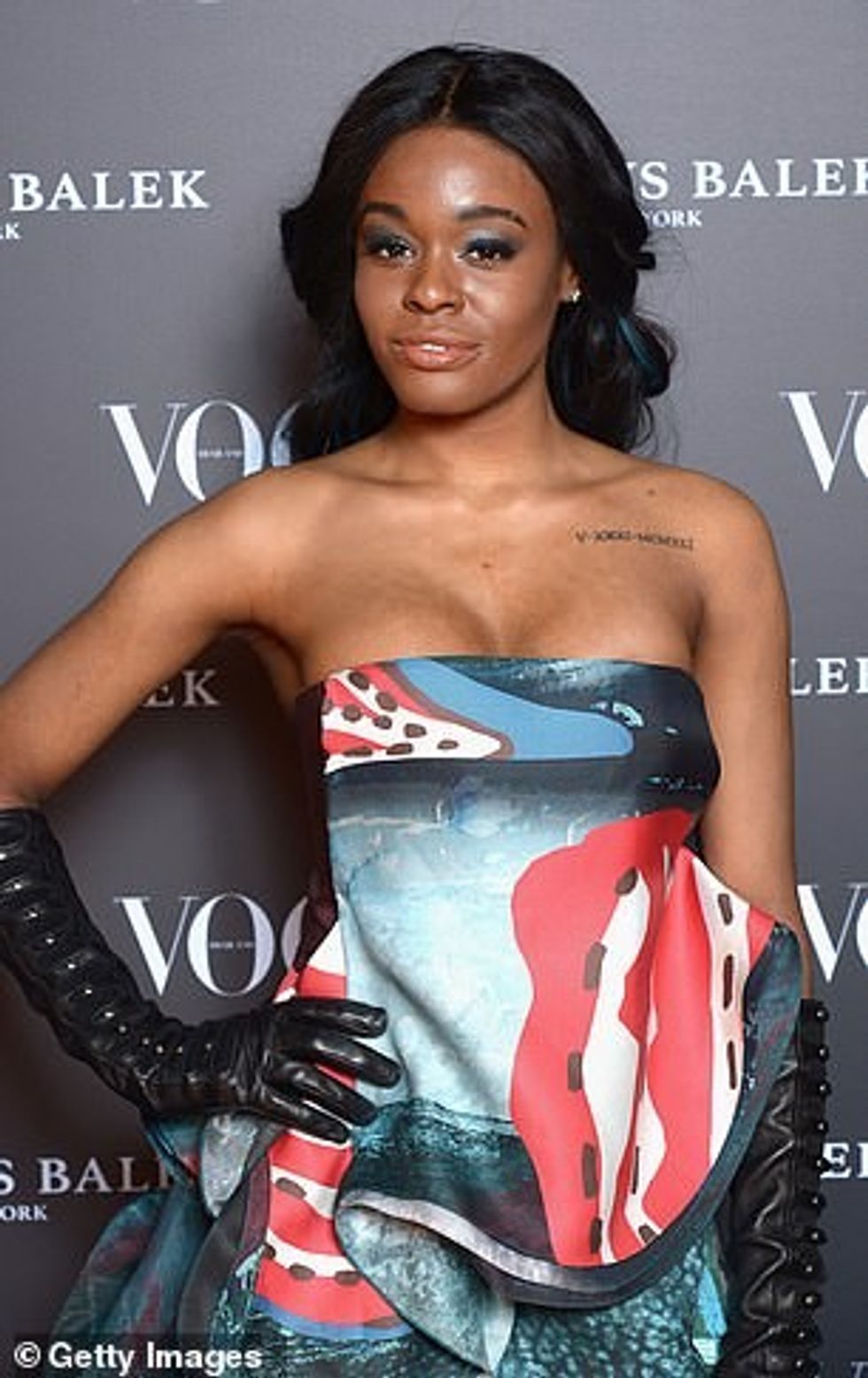 Reperja Azealia Banks mendon se Taylor Swift duhet të 'padisë' Elon Musk për 'ngacmim seksual' pasi ai në mënyrë të çuditshme ofroi të mbarste superyllin në fillim të kësaj jave.