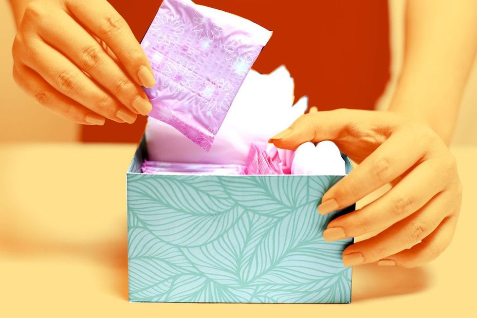 Reports RestaurantsFeminineProducts.0