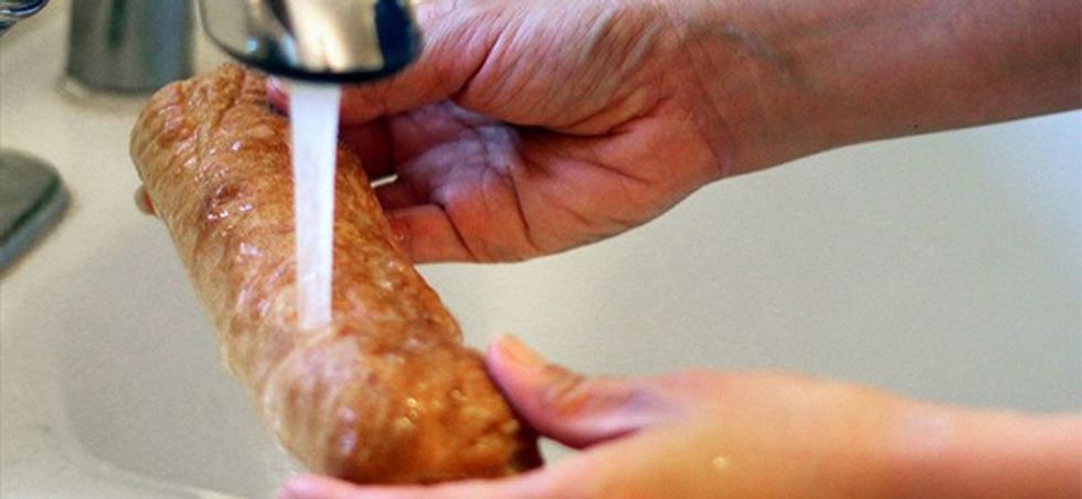 revive-stale-baguette-using-miraculous-water-trick