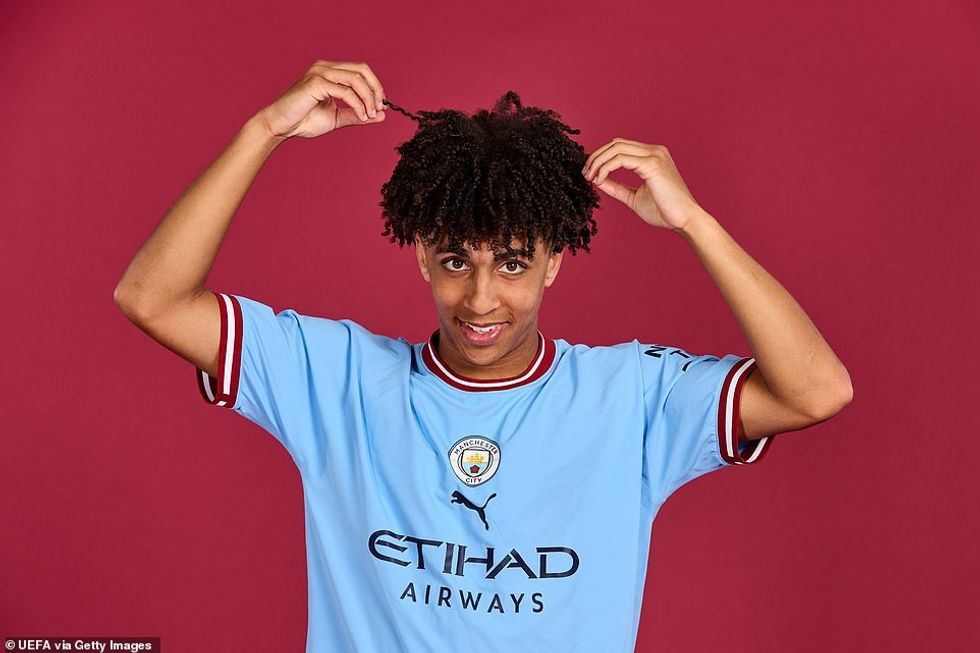 Rico Lewis bëri debutimin e tij në Ligën e Kampionëve kundër FC Copenhagen në tetor përpara se të shënonte golin e tij të parë kundër Sevillas.