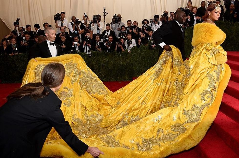rihanna met gala 2015 2 1430787834
