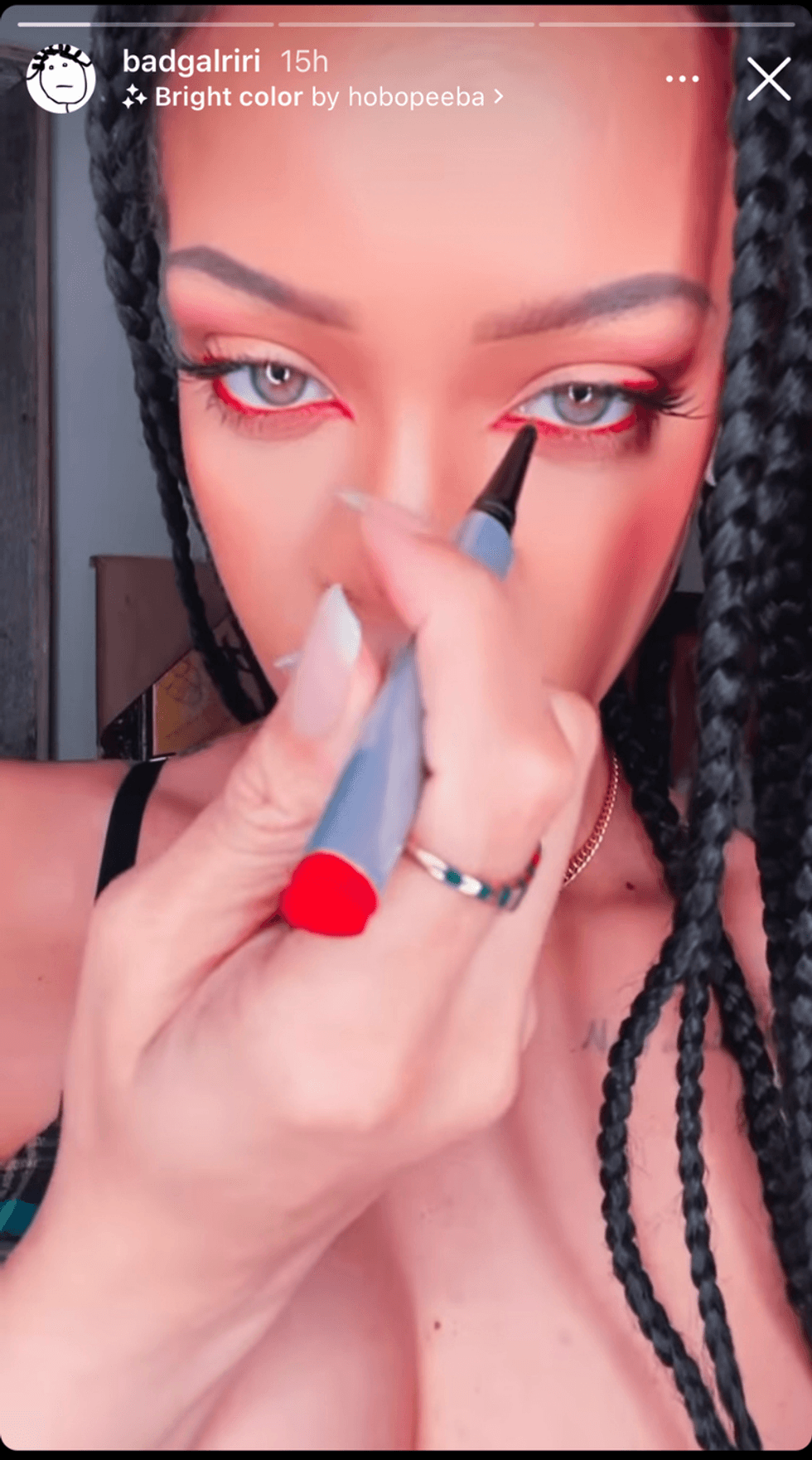 rihanna red eyeliner reverse cat eye trend 1637682972