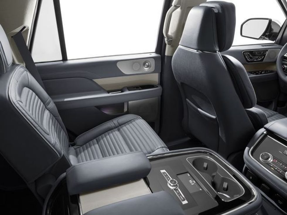 Rikthehet pas 20 vitesh Lincoln Navigator foto 8
